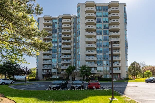 5080 Pinedale Avenue 1006, Burlington, ON L7L 5V7 – main photo