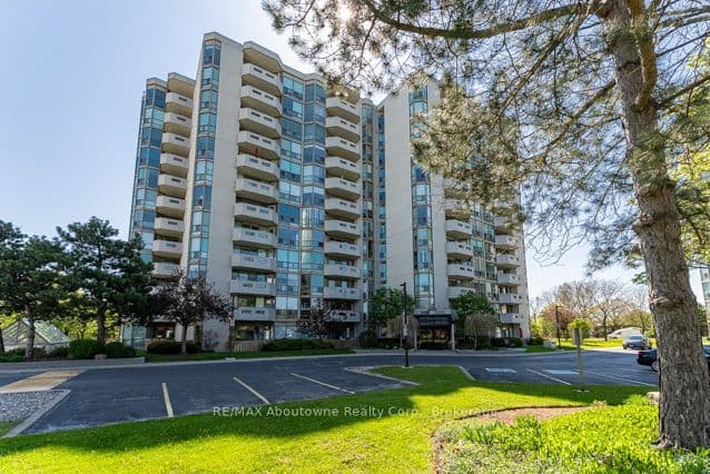 5080 Pinedale Avenue 1006, Burlington, ON L7L 5V7 – photo 2