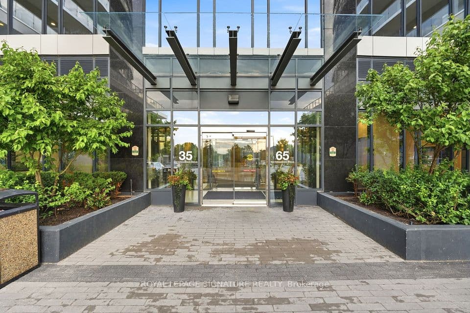 65 Watergarden Drive 212, Mississauga, ON L5R 0G8 – photo 2