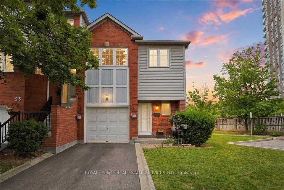 4605 Donegal Drive 24, Mississauga, ON L5M 4X7 – main photo