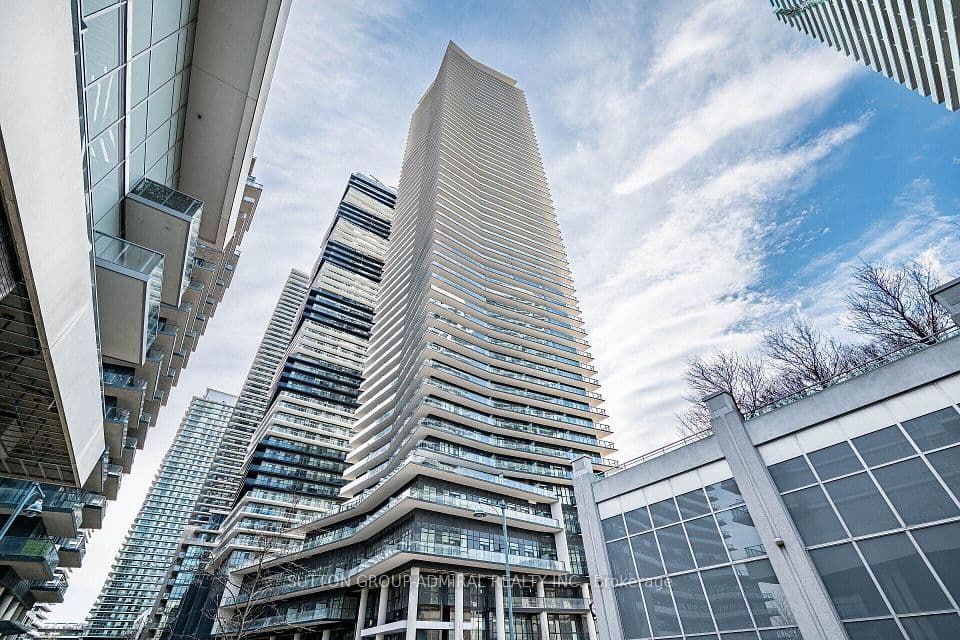 38 Annie Craig Drive 2205, Toronto, ON M8V 0A8 – main photo