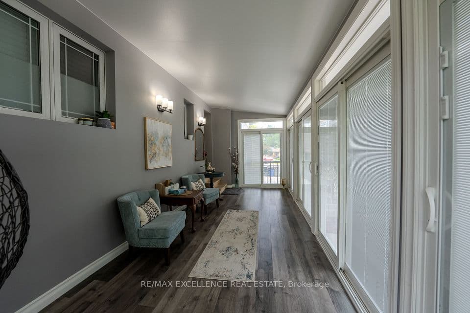 21 Elizabeth Street, Halton Hills, ON L7G 3K1 – photo 3