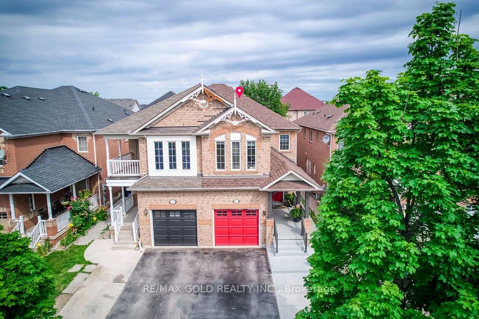 911 Golden Farmer Way, Mississauga, ON L5W 1A8 – photo 2