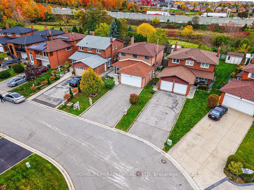 4343 Alta Court, Mississauga, ON L4Z 1N6 – photo 3