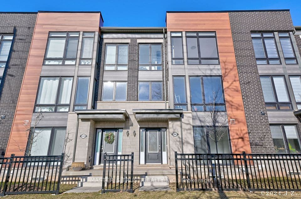 2501 Littlefield Crescent, Oakville, ON L6M 5L9 – main photo