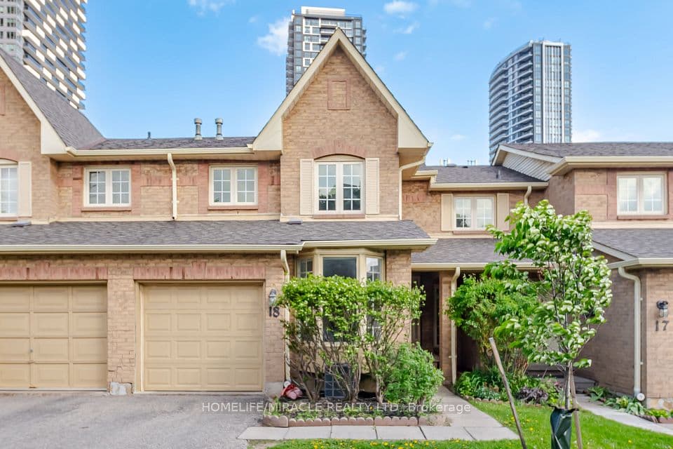 35 Ceremonial Drive 18, Mississauga, ON L5R 3G6 – main photo
