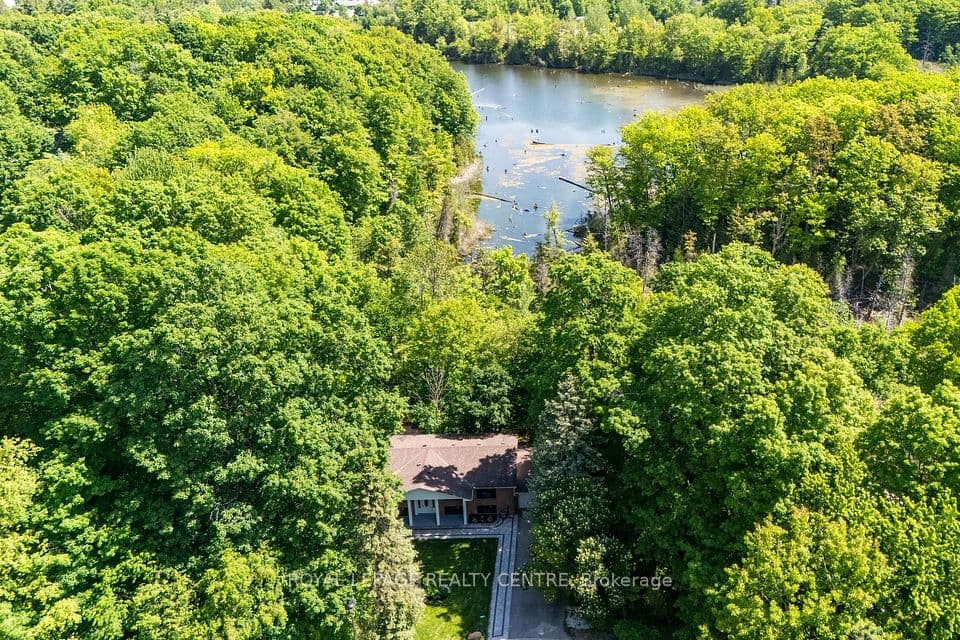 69 Glenda Jane Drive, Milton, ON L0P 1B0 – photo 2