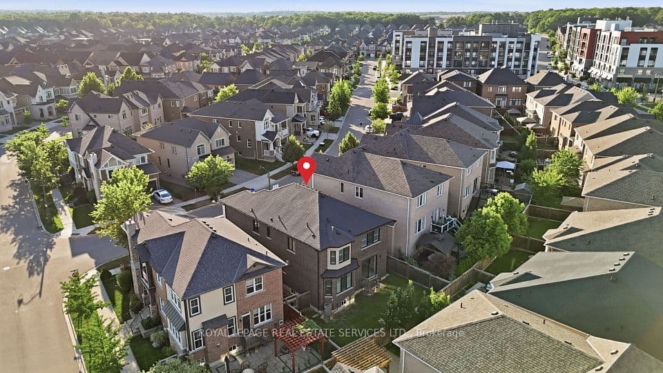 272 Wisteria Way, Oakville, ON L6M 1L3 – photo 3