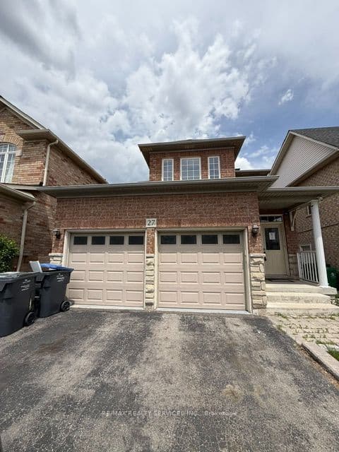 27 Village Lake Crescent, Brampton, ON L6S 6K2 – main photo
