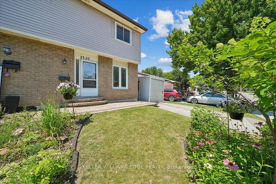 2320 Middlesmoor Crescent, Burlington, ON L7P 3X7 – photo 3