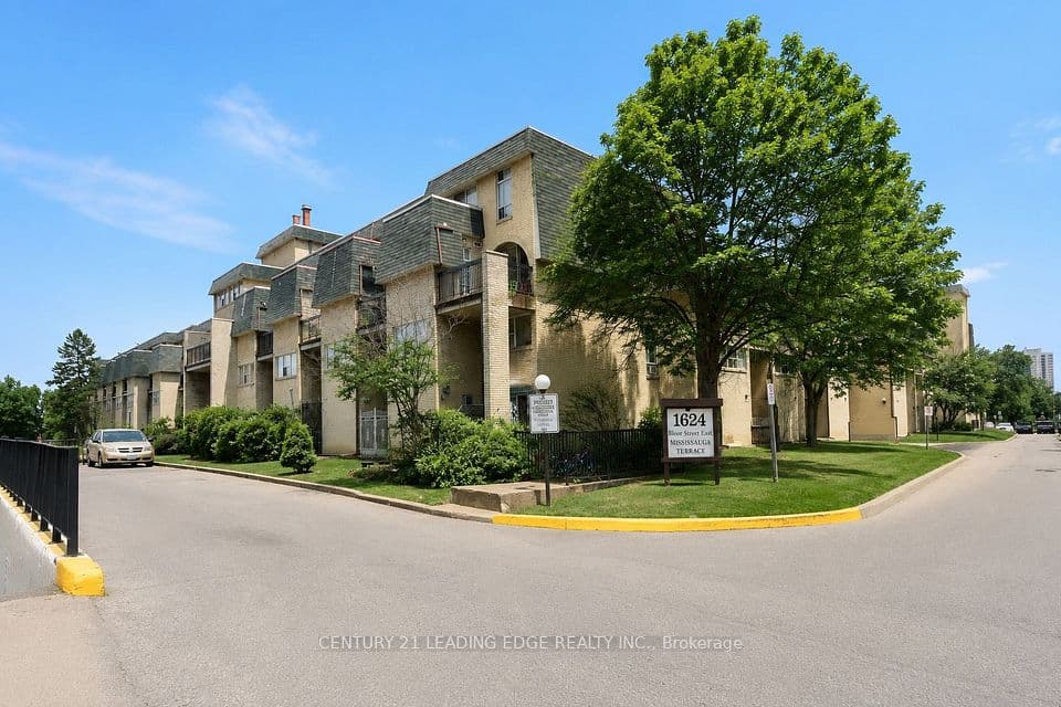 1624 Bloor Street 82, Mississauga, ON L4X 2S2 – main photo
