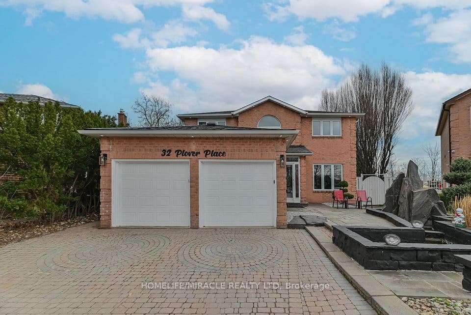 32 Plover Place, Brampton, ON L6W 4C4 – main photo