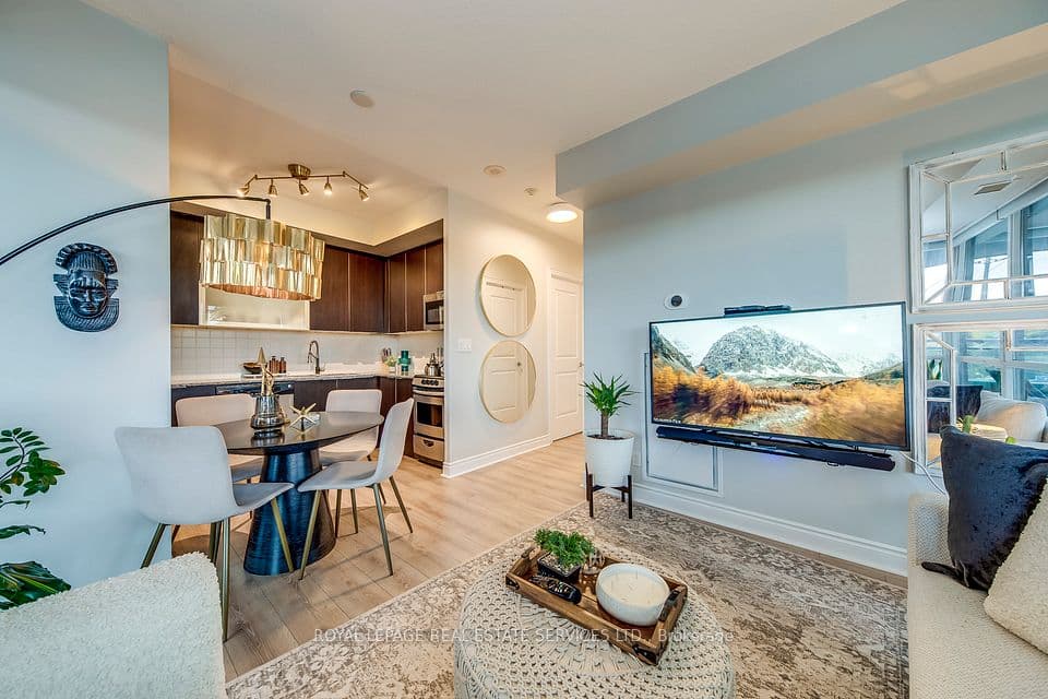16 Brookers Lane 203, Toronto, ON M8V 0A5 – photo 2
