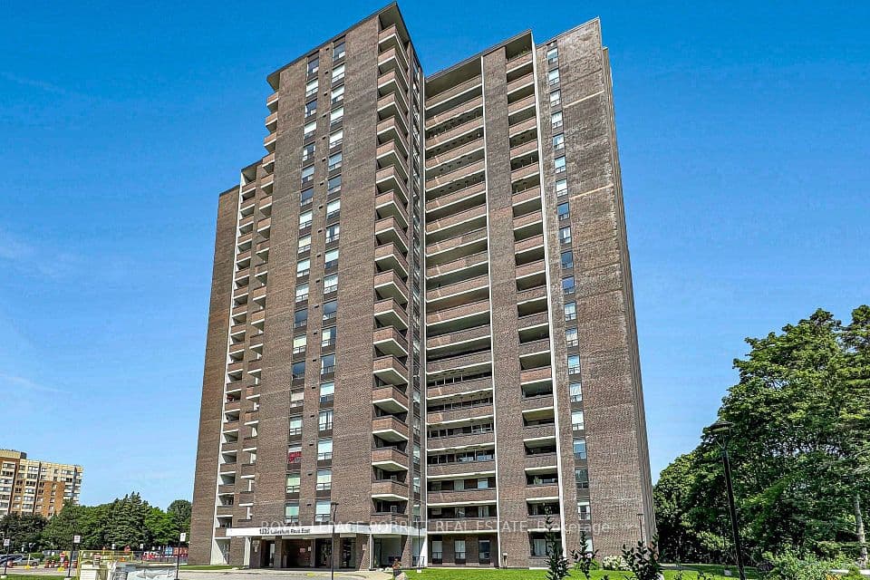 1535 Lakeshore Road E PH01, Mississauga, ON L5E 3E2 – main photo