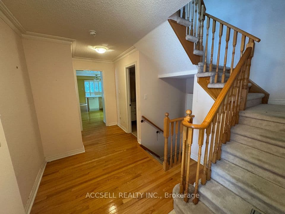 1905 Broad Hollow Gate 13, Mississauga, ON L5L 3T4 – photo 2