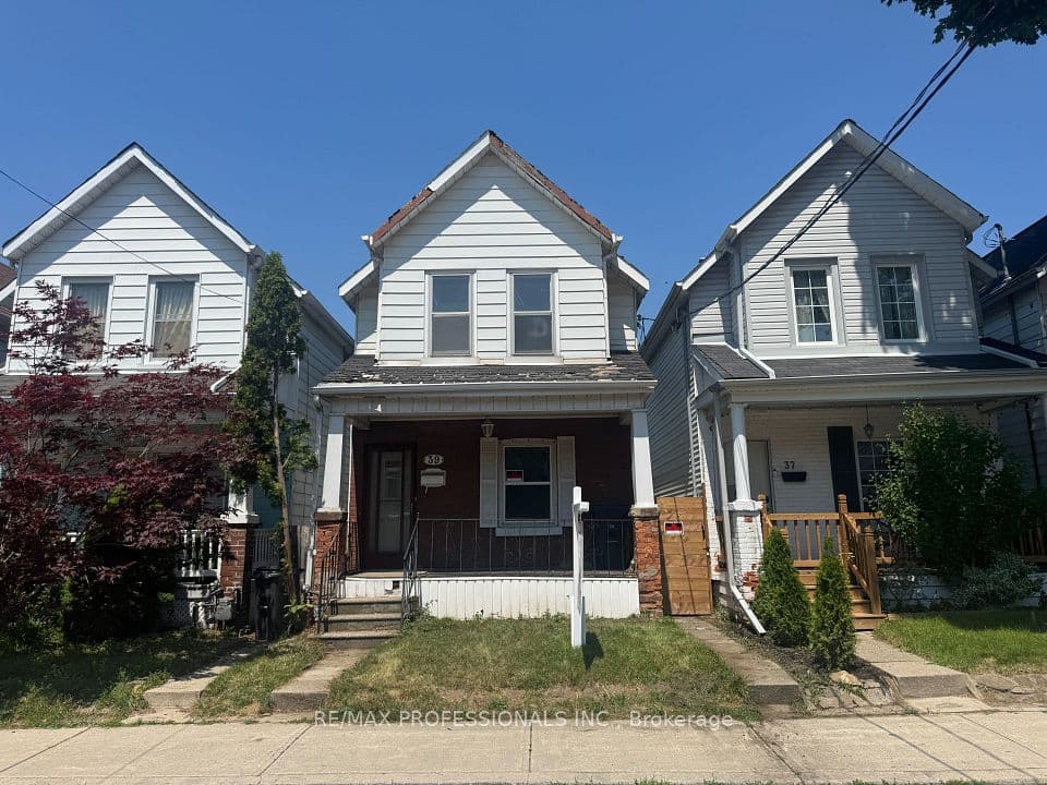 39 Holley Avenue, Toronto, ON M9N 2C4 – photo 2