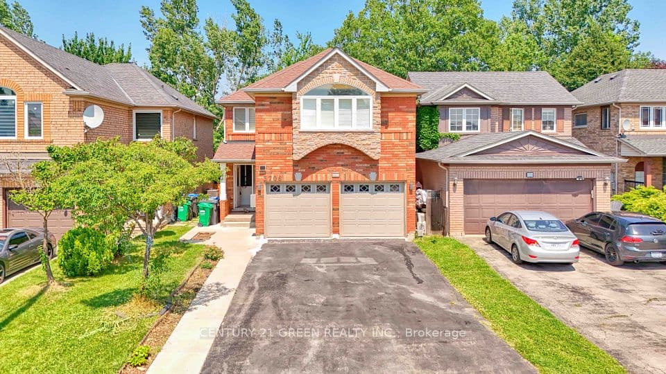 3706 Forest Bluff Crescent, Mississauga, ON L5N 7W7 – main photo