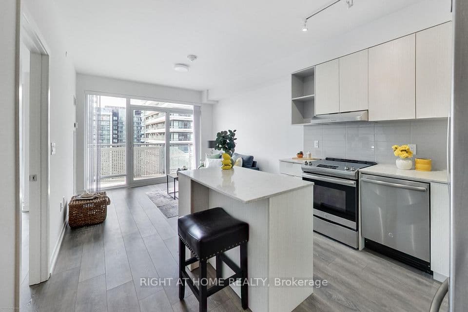 2520 Eglinton Avenue W 1602, Mississauga, ON L5M 0Y4 – photo 3