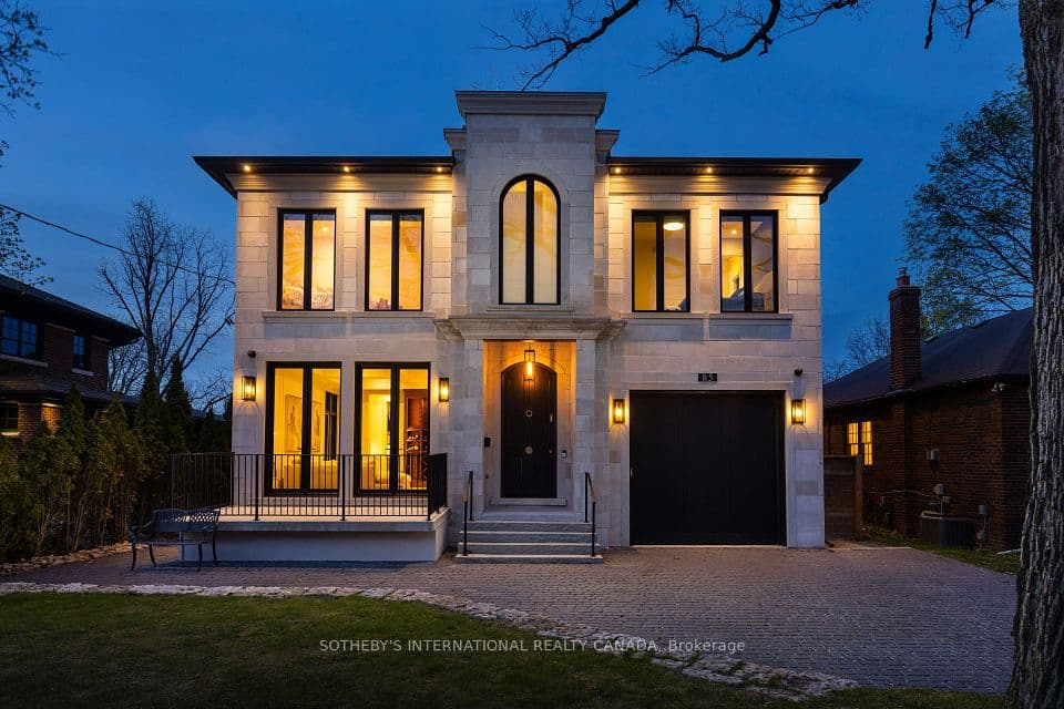 85 Kingsway Crescent, Toronto, ON M8X 2R8 – main photo