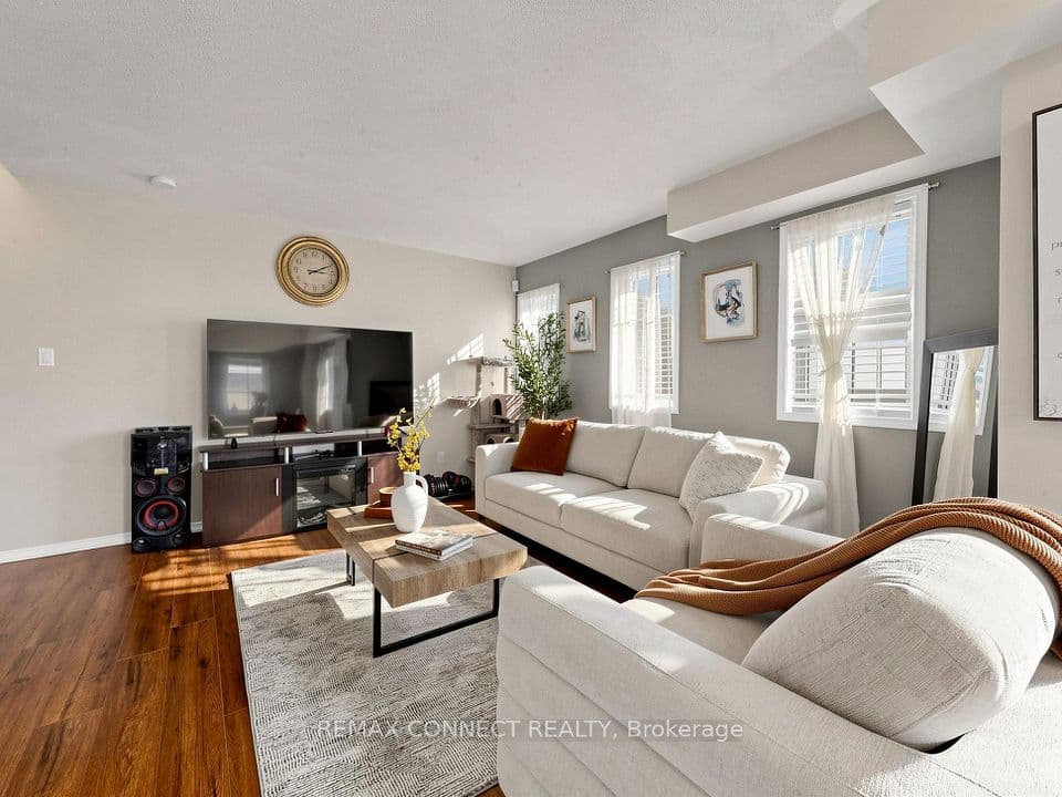 58 Sidney Belsey Crescent 304, Toronto, ON M6M 5J2 – photo 3
