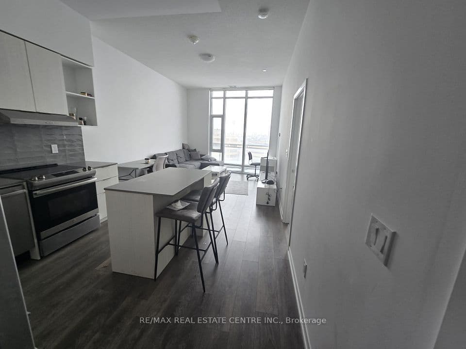 2520 Eglinton Avenue W 403, Mississauga, ON L5M 0Y4 – photo 3