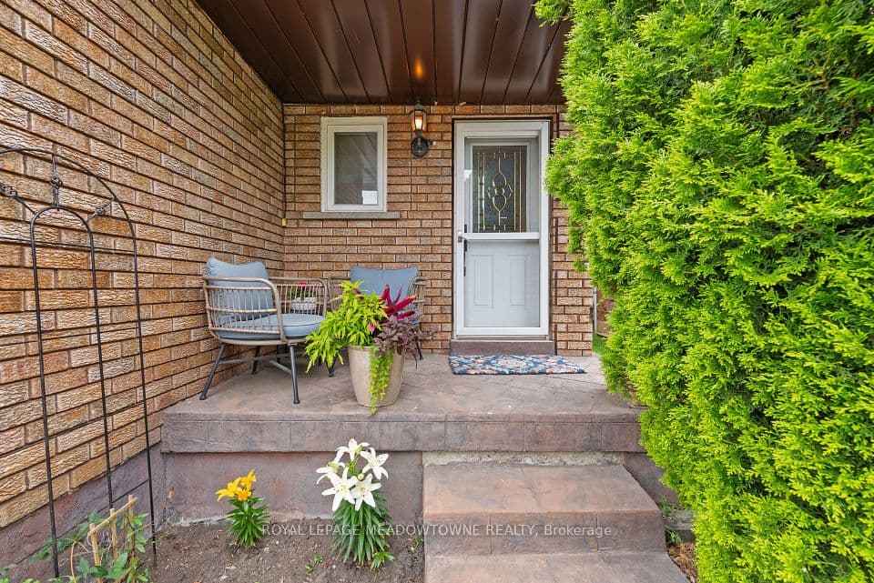 3453 Bertrand Road, Mississauga, ON L5L 4G6 – photo 2