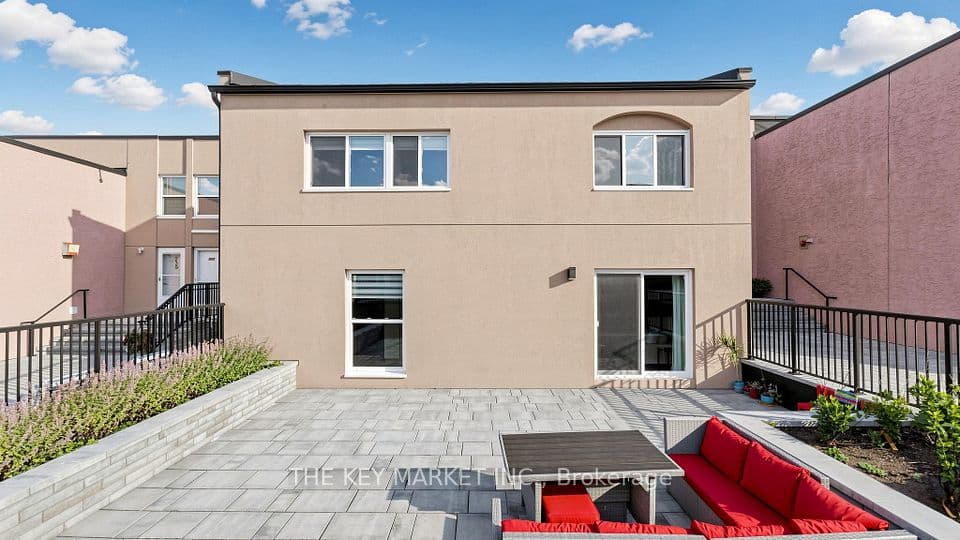 3060 Constitution Boulevard 289, Mississauga, ON L4Y 3X8 – main photo