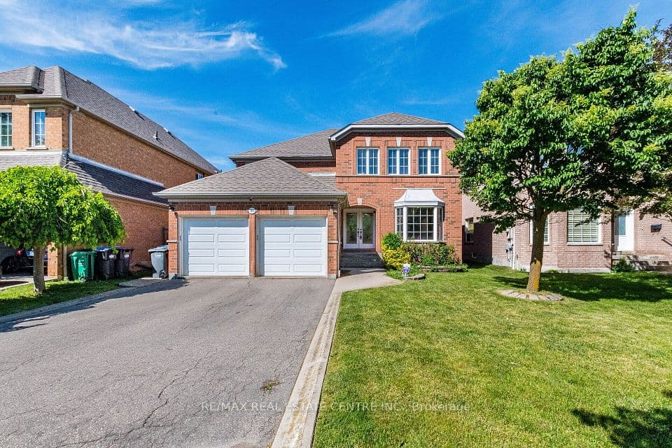 5343 Russell View Road, Mississauga, ON L5M 5V8 – main photo