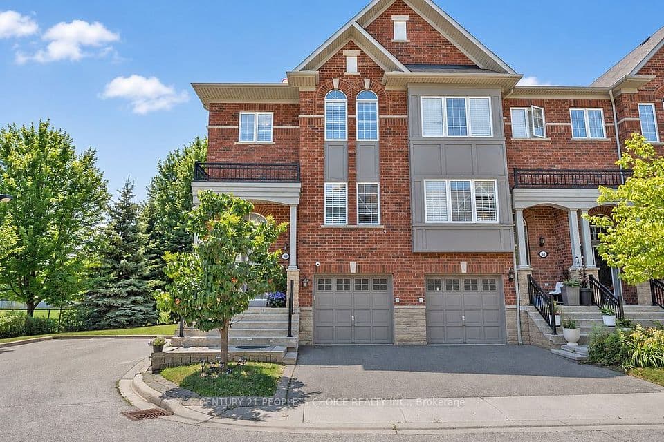 230 Paisley Boulevard W 40, Mississauga, ON L5B 0C5 – main photo