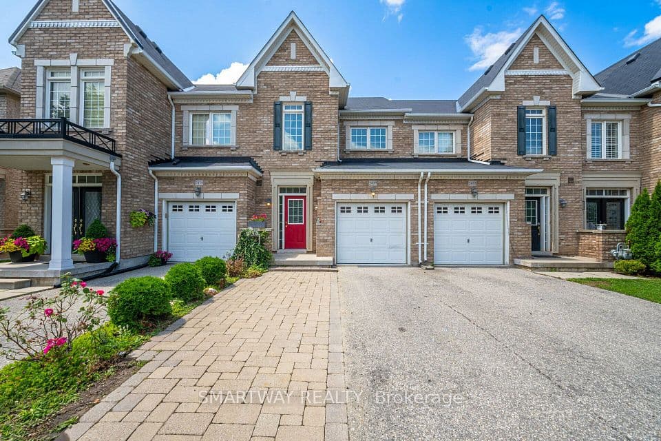 2437 Montagne Avenue, Oakville, ON L6M 0J5 – main photo