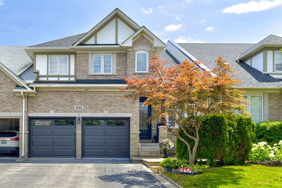 3202 EPWORTH Crescent, Oakville, ON L6M 0B2 – main photo