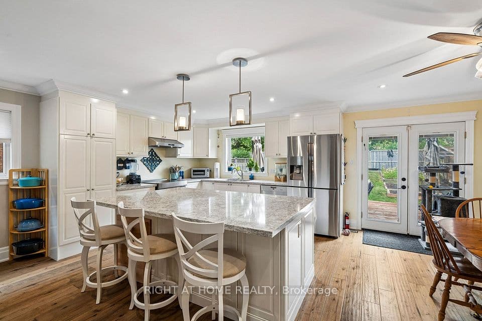 3525 Bertrand Road, Mississauga, ON L5L 4G8 – photo 2