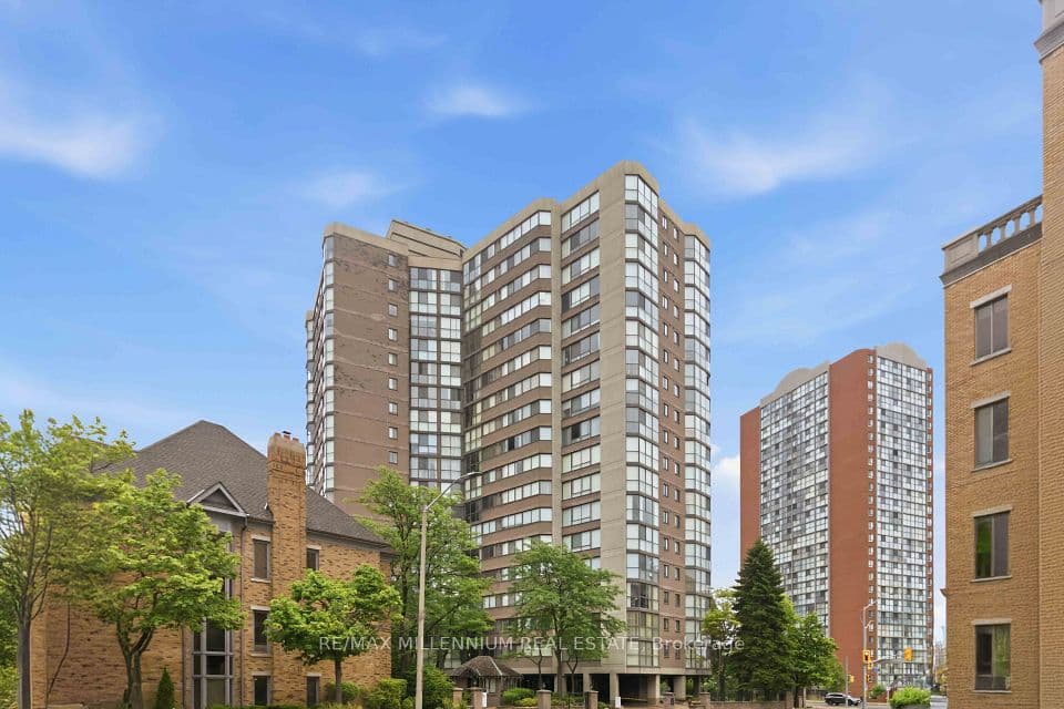 4235 Sherwoodtowne Boulevard PH7, Mississauga, ON L4Z 1W3 – main photo