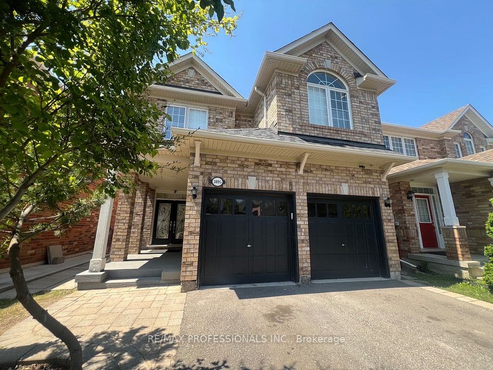 3895 Henrietta Way, Mississauga, ON L5M 7Y4 – photo 2