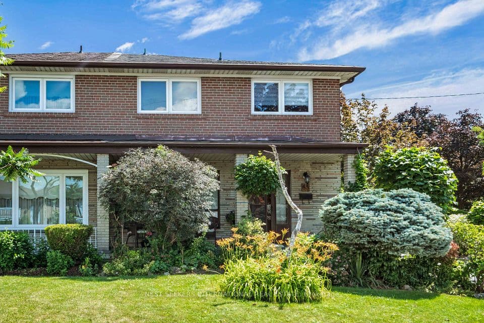 65 Orchardcroft Crescent, Toronto, ON M3J 1S7 – photo 2