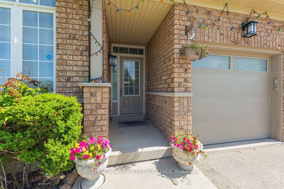 17 Keeleview Crescent, Brampton, ON L6R 0H4 – photo 3