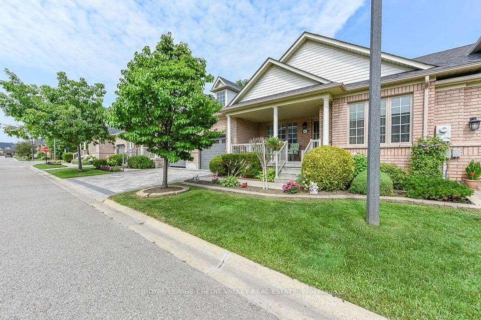 6 Ballerina Gardens, Brampton, ON L6R 3J4 – main photo