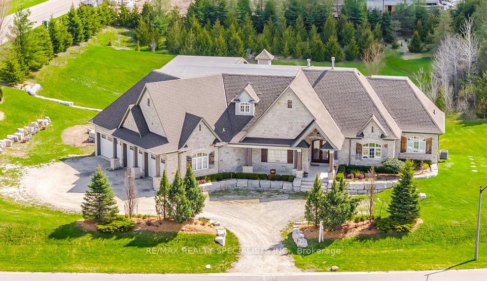 1 Edgewild Drive, Caledon, ON L7E 4H7 – main photo