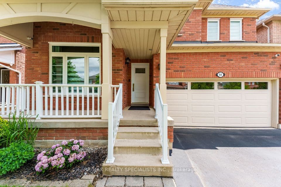 54 Red Plant Crescent, Brampton, ON L7A 1V8 – photo 2
