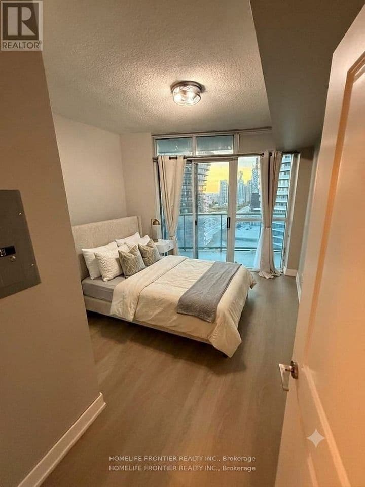 80 Absolute Avenue 2607, Mississauga, ON L4Z 0A5 – photo 3