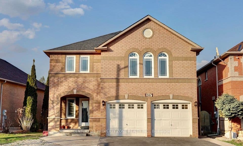 247 Cresthaven Road, Brampton, ON L7A 1K8 – main photo