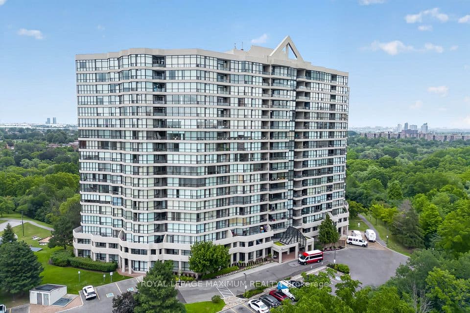 5 Rowntree Road 717, Toronto, ON M9V 5G9 – main photo