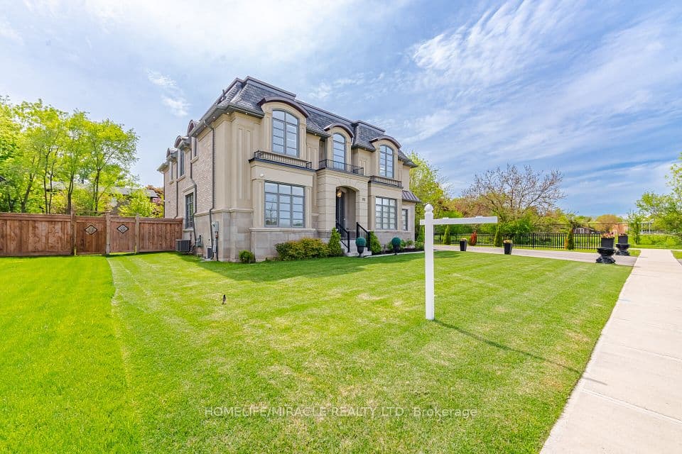 225 Prince George Crescent, Oakville, ON L6L 6P2 – photo 3
