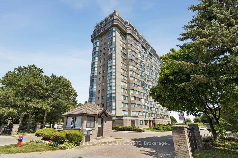 880 Dundas Street W 1006, Mississauga, ON L5C 4H3 – main photo