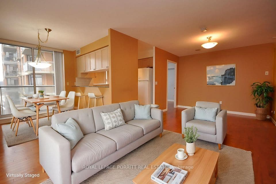 1140 Parkwest Place 901, Mississauga, ON L5E 3K9 – photo 2