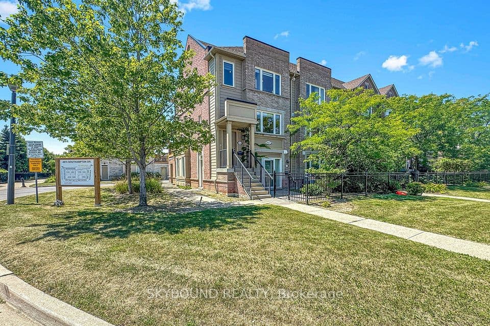 4950 Winston Churchill Boulevard 109, Mississauga, ON L5M 8E3 – photo 2