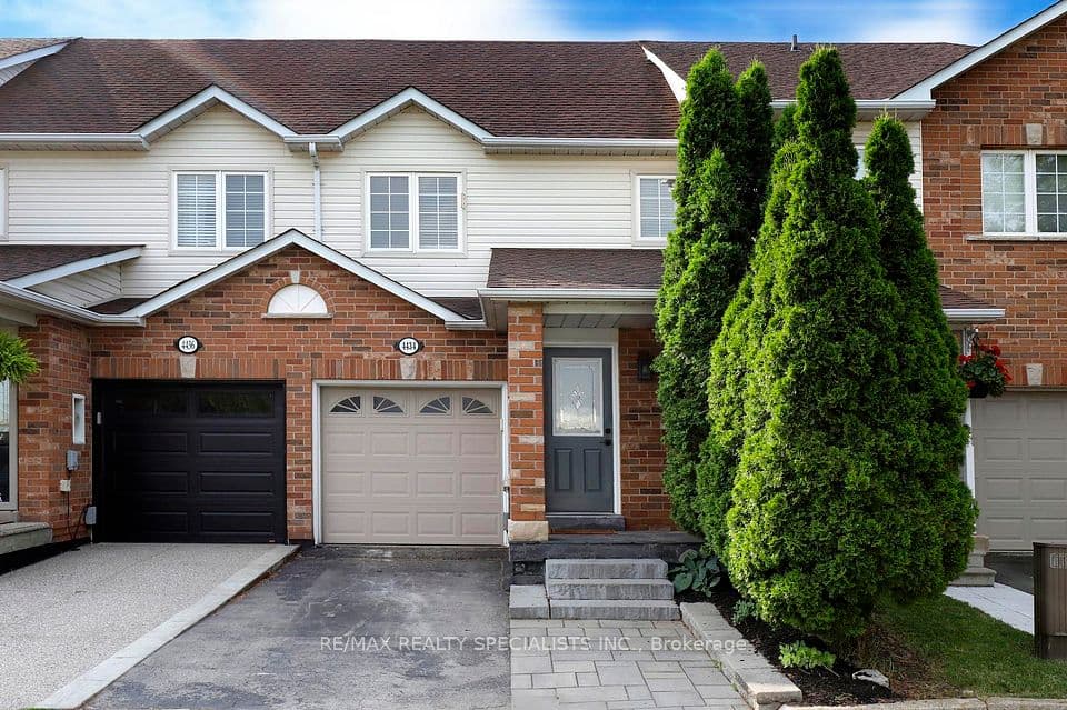 4434 Fairview Street, Burlington, ON L7L 6S7 – main photo
