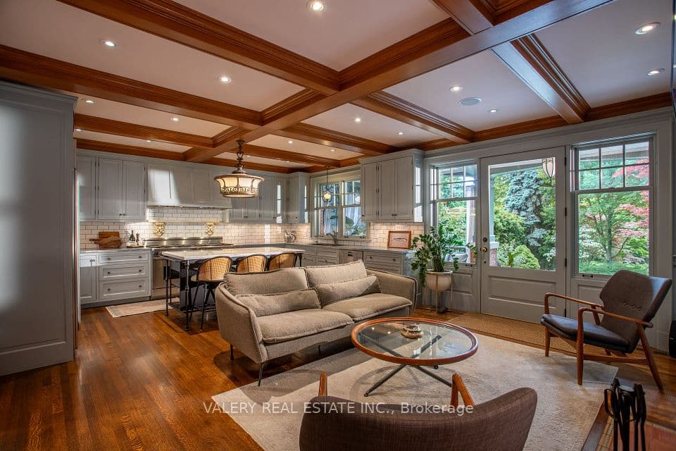 270 Indian Road, Toronto, ON M6R 2X2 – photo 3
