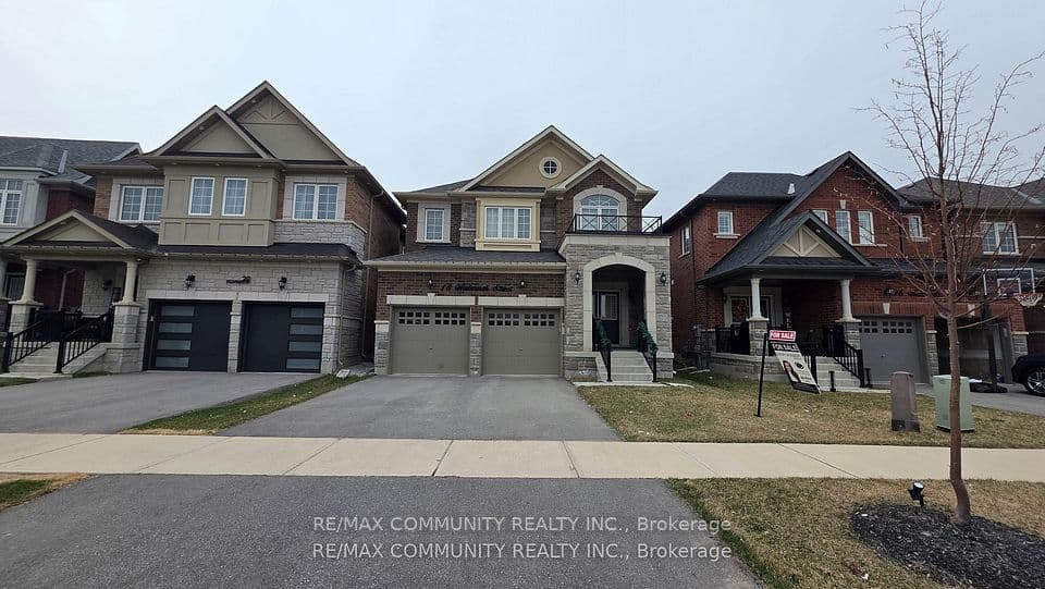 18 Walworth Street, Halton Hills, ON L7G 0N5 – main photo