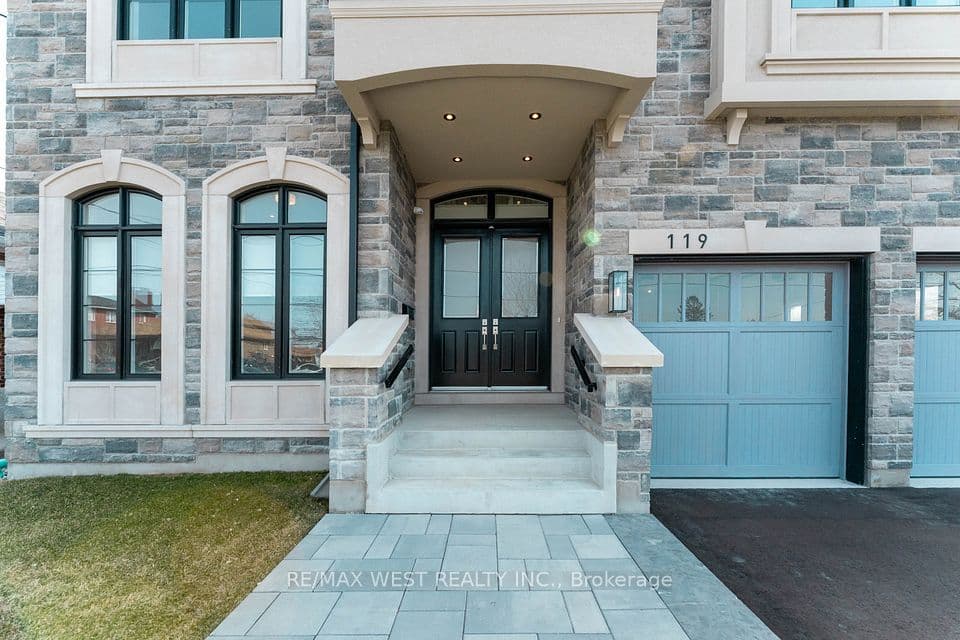 119 Jay Street, Toronto, ON M6L 2M3 – photo 3